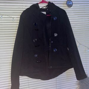 it is a size Large and it’s from Maralyn & me